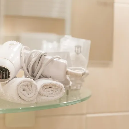 Tiptop Burgblick Hotel